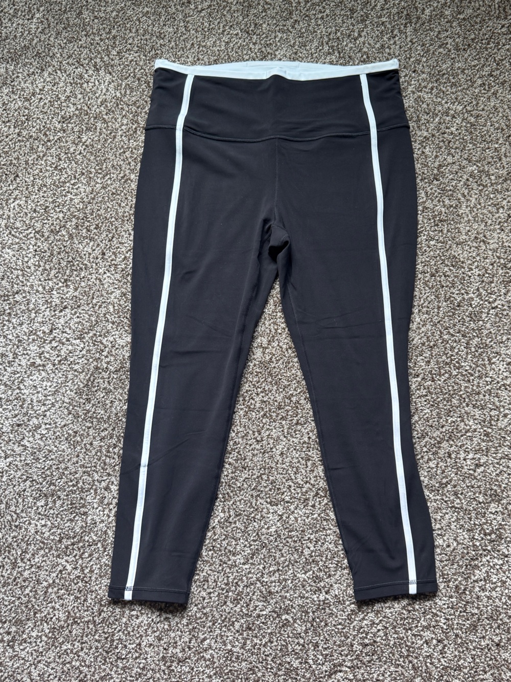 Athleta ultrasound high rise elation 7/8 legging - black with white stripes
